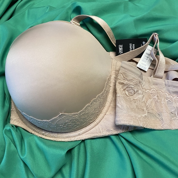 Torrid Curve Push-up Strapless Bra - Picture 3 of 9